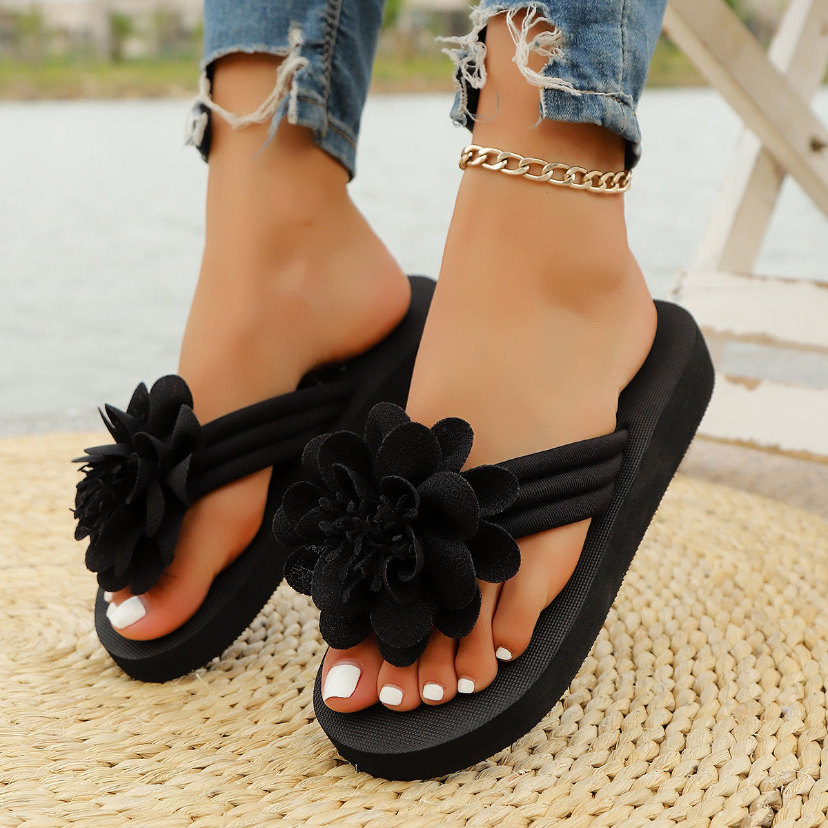 Flower Flip-flops Casual And Lightweight Shoes